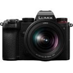 Цифровая фотокамера Panasonic Lumix DC-S5 Kit 20-60mm f/3.5-5.6
