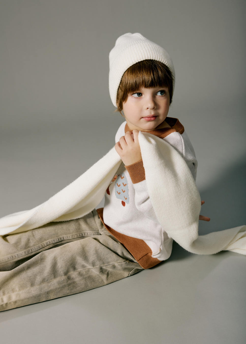 6092-02 Шапка вязаная с отворотом (экрю)