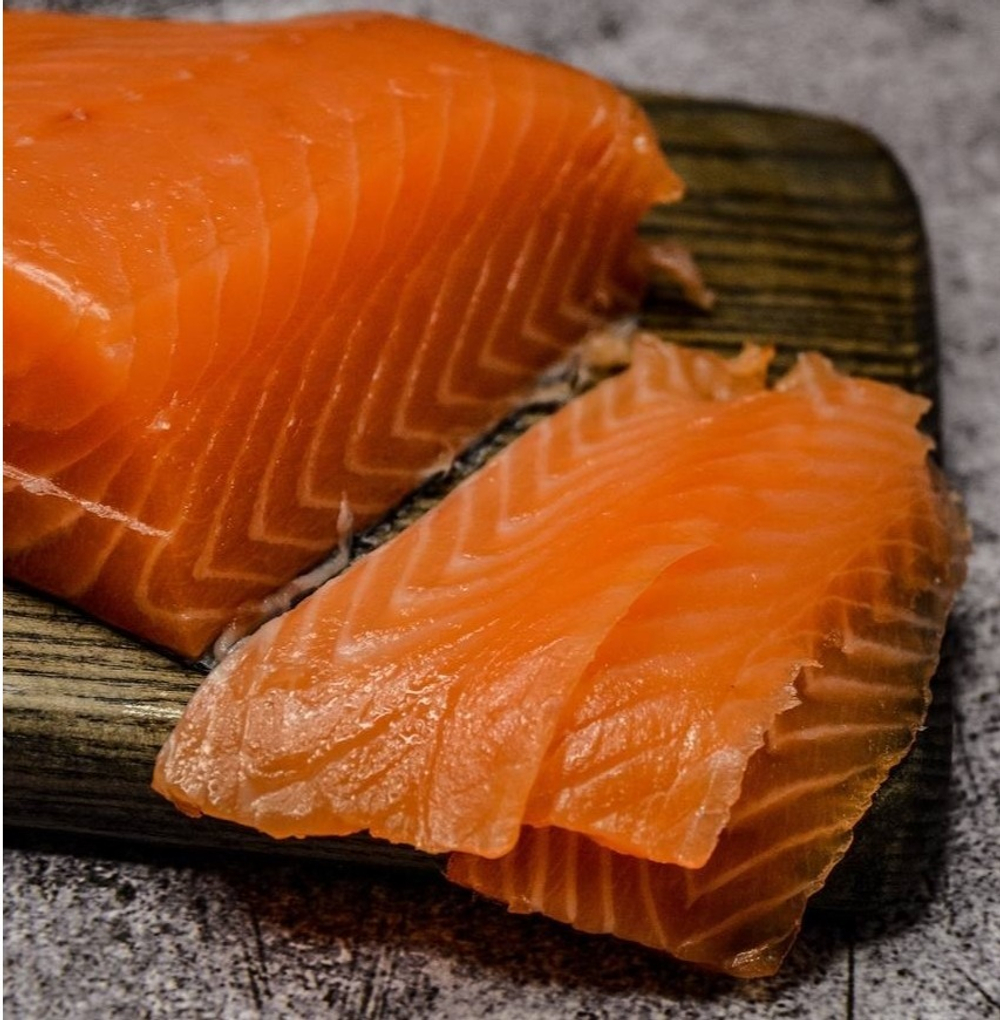 ПРЕДЗАКАЗ НА 20.03 Лосось (семга) слабосоленый, 1 кг (3 шт)