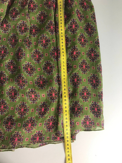 Платье Benetton приятной расцветки, визуально на 46 размер