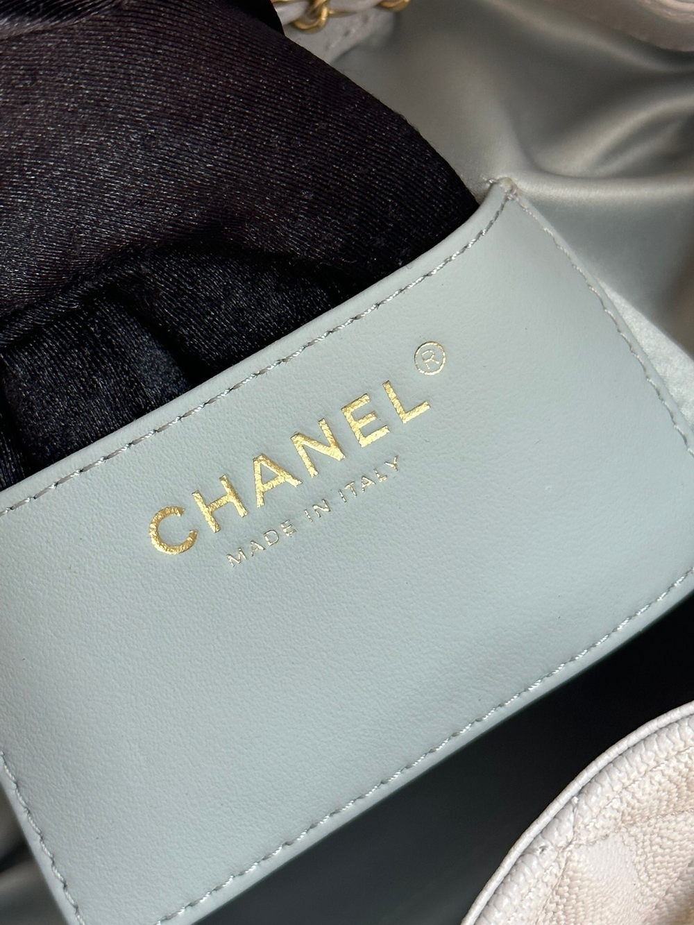 Chanel 25 Small Handbag 30 cm