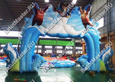 Надувная арка «Мишки на волнах»