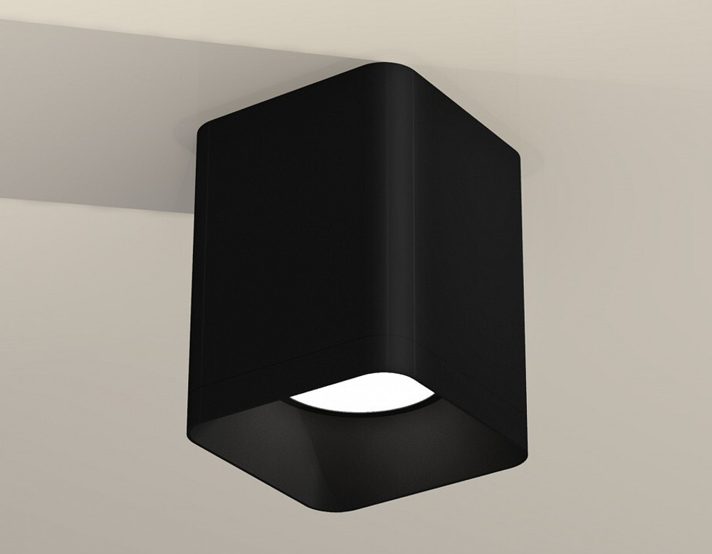 Накладной светильник Ambrella Light XS XS7813002