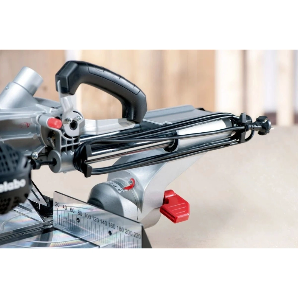 Торцовочная пила Metabo KGS 305 M 1600Вт 3700об/мин d=305мм