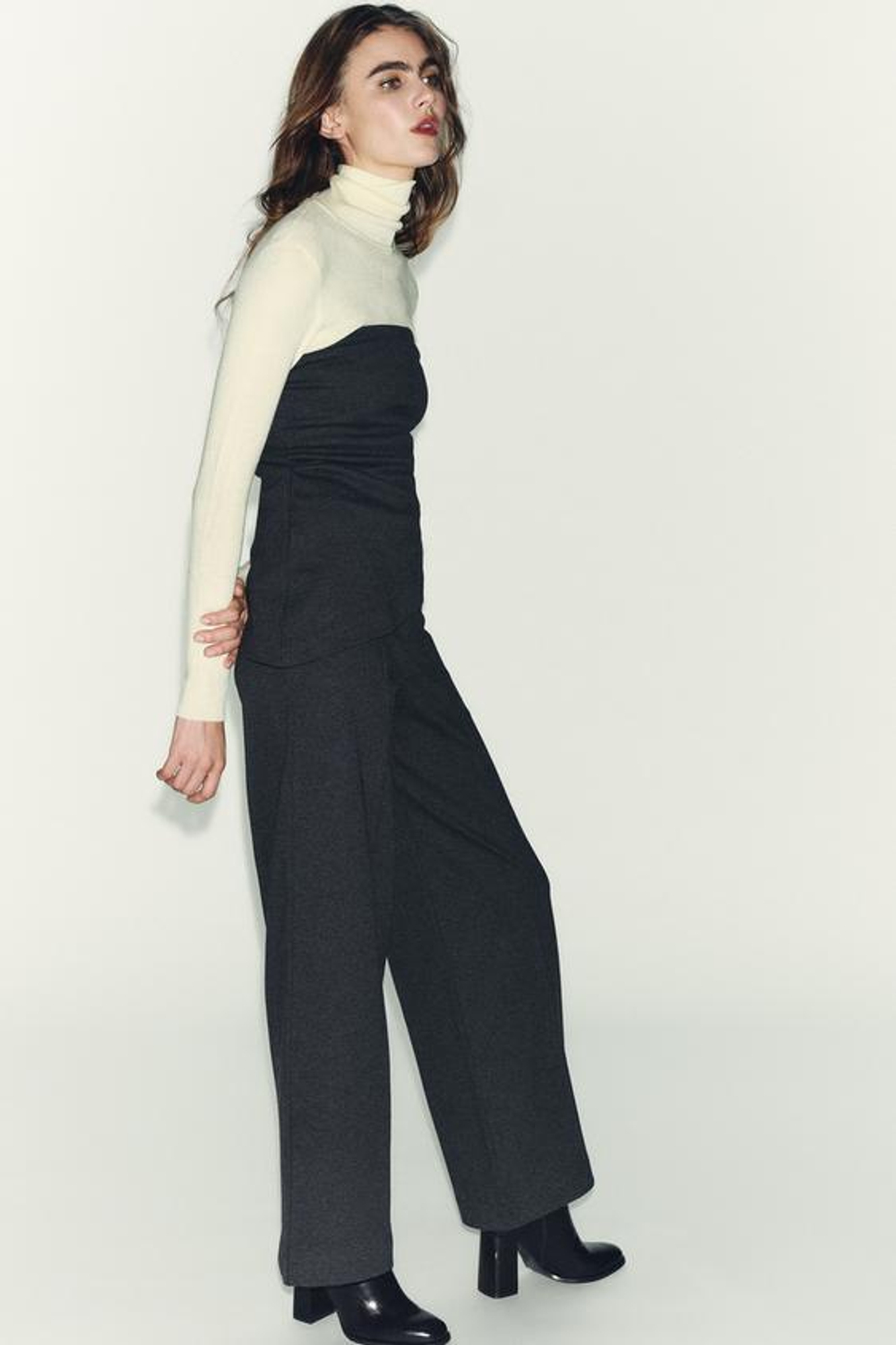 ZARA БРЮКИ ПРЯМОГО КРОЯ ИЗ МЯГКОЙ ТКАНИ, СЕРЫЙ