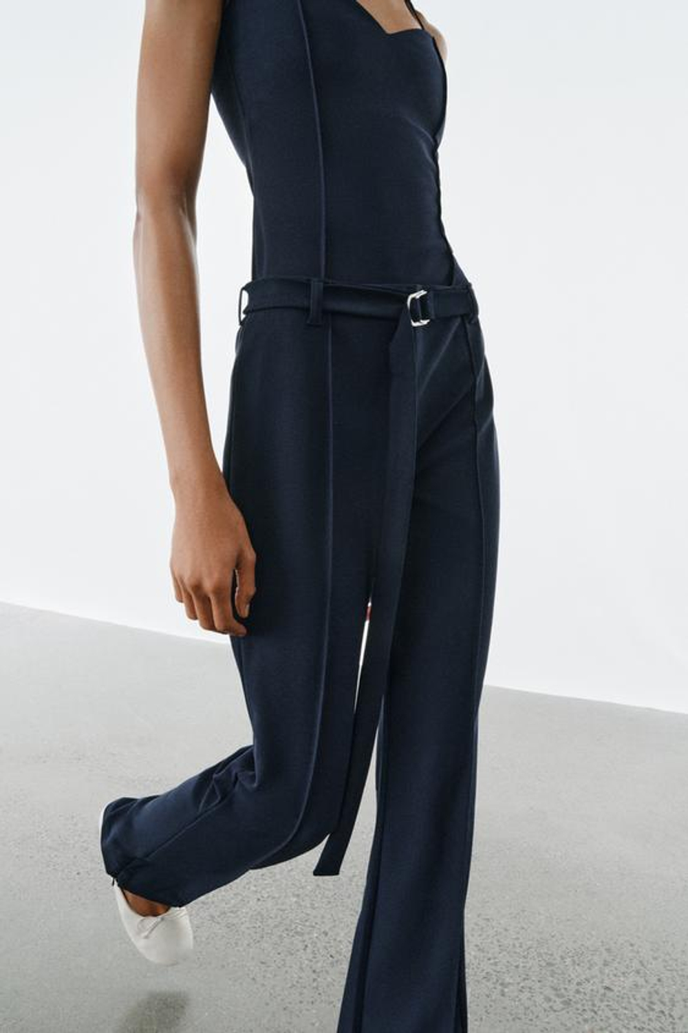 ZARA БРЮКИ ИЗ КРЕПА С ПОЯСОМ, МОРСКОЙ СИНИЙ