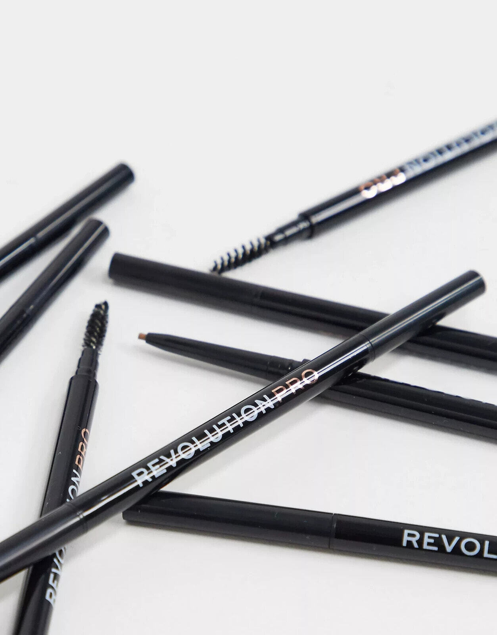Средства для макияжа бровей Revolution Pro Microblading Precision Eyebrow Pencil Коричневый