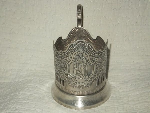 Популярные клейма на подстаканниках СССР. И что они означали? Популярные клейма на подстаканниках СССР. И что они означали?