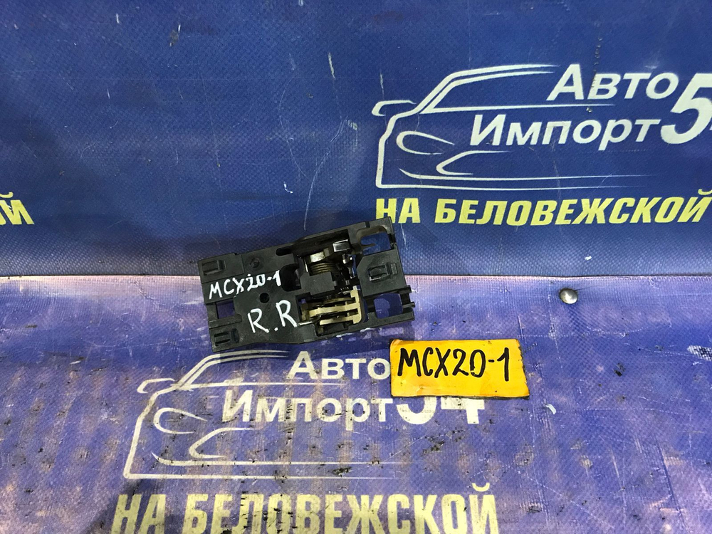 Ручка двери задней правой салонная TOYOTA PRONARD 2000