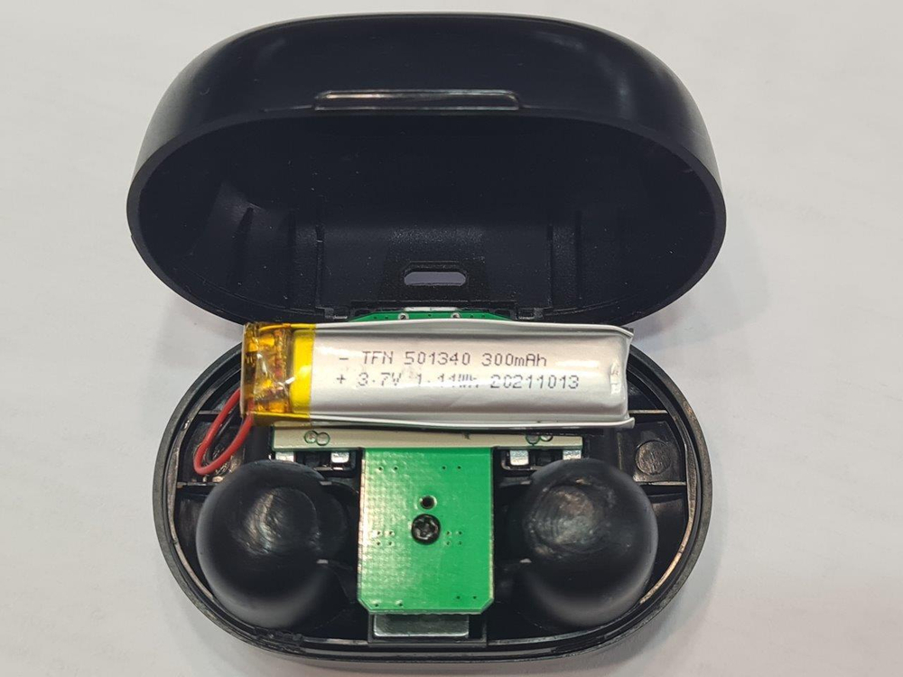 Ремонт аккумулятора наушников