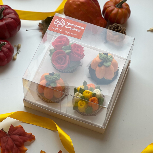 Тыквы осенние с розами и тюльпанами