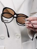 Солнцезащитные очки с футляром и накладками 4в1