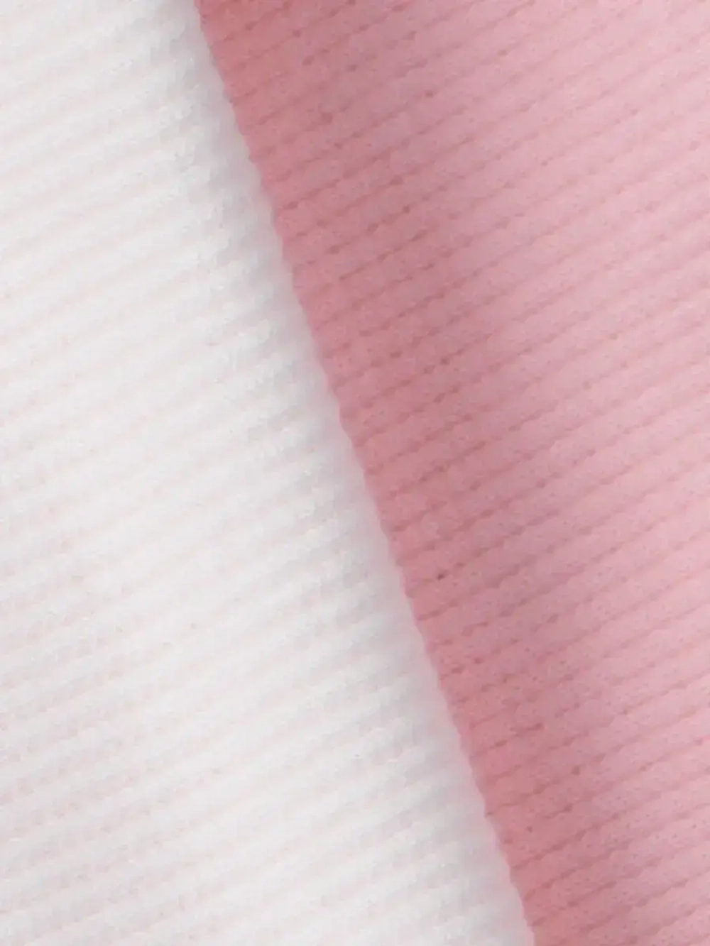 Шапка для девочек осенняя, с ушками, белая