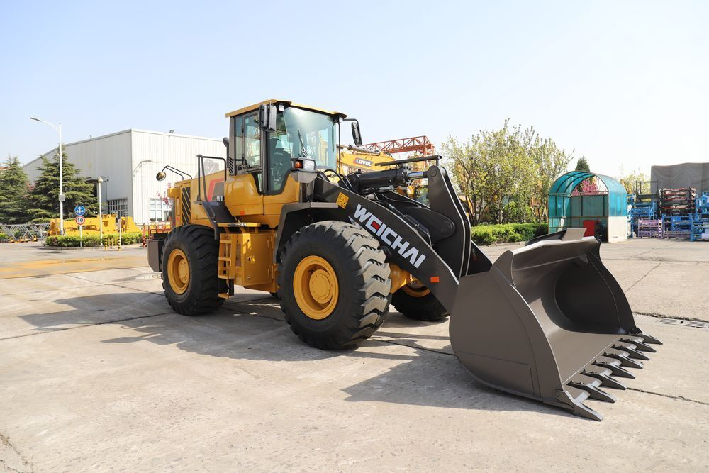 Колесный погрузчик WL856H