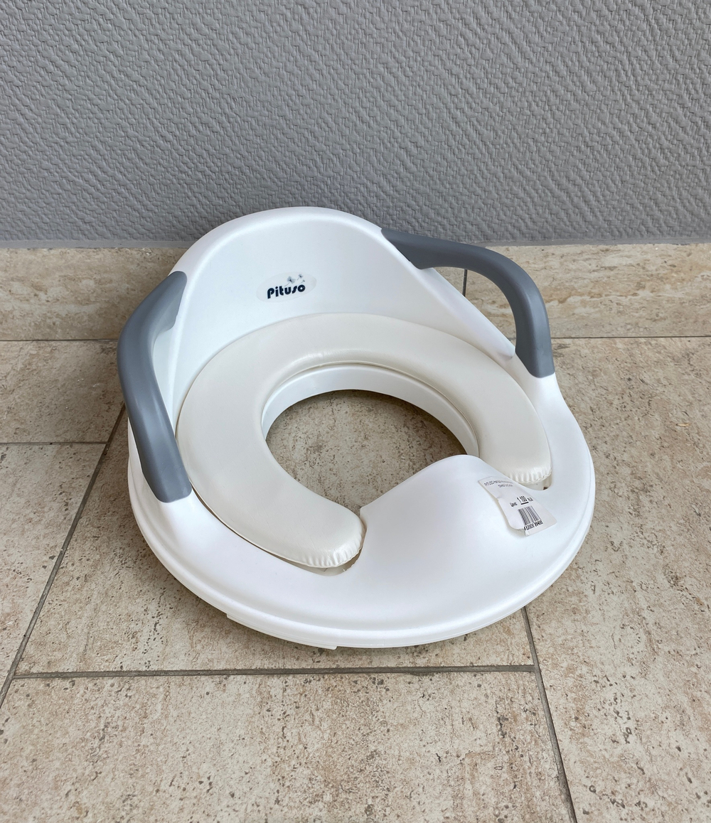 PITUSO Накладка на унитаз мягкая со спинкой Grey/Серый