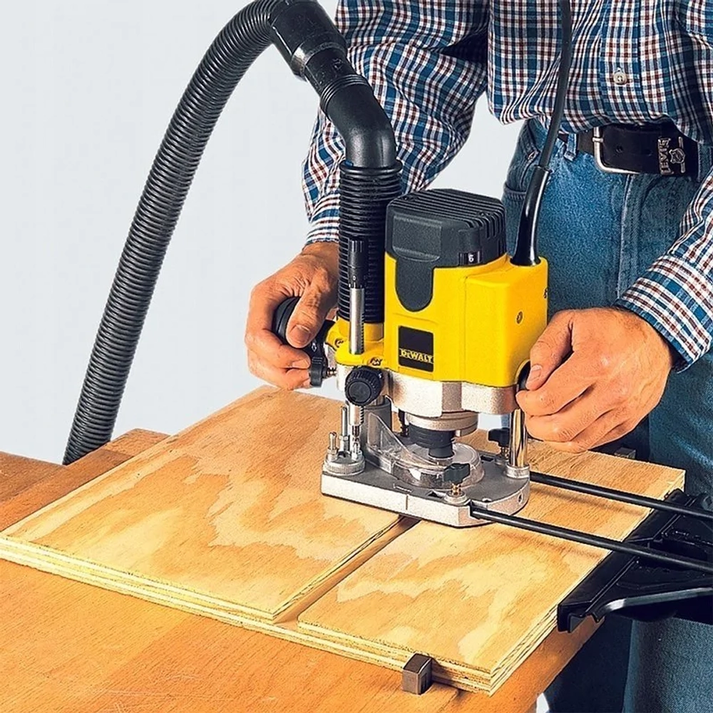 Фрезер двуручный DEWALT DW621K, DW621K-QS
