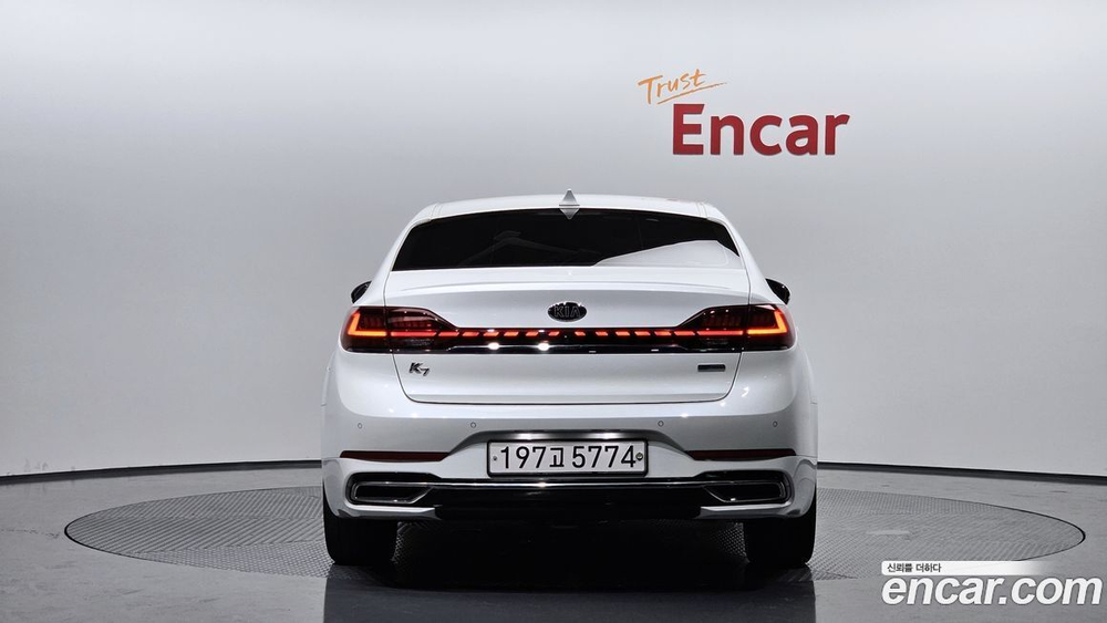 Kia K7 (Cadenza) Premier Hybrid Signatures (05.2020)