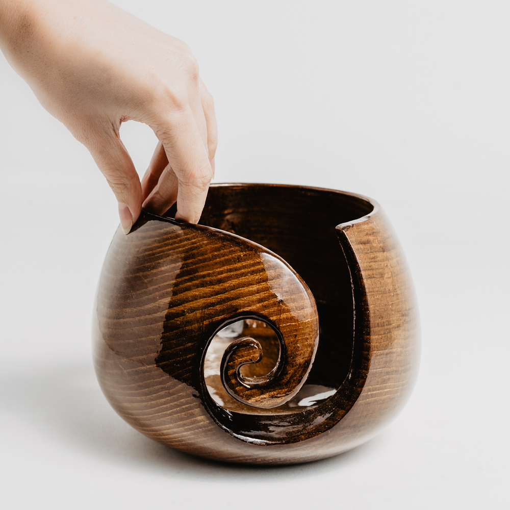 Деревянная клубочница для пряжи и ниток из дерева Сибирский Кедр KL9