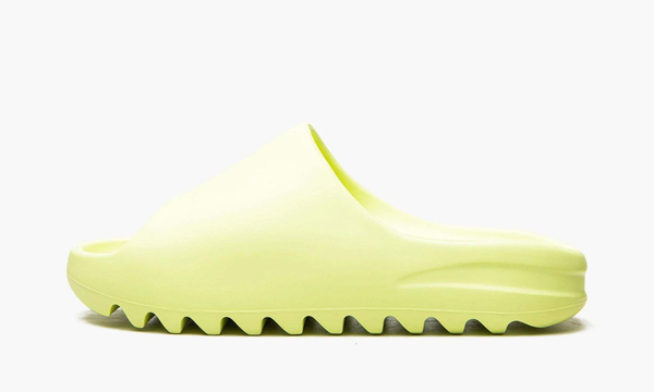 Yeezy Slide "Glow Green"