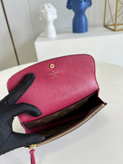 Louis Vuitton Emilie Wallet