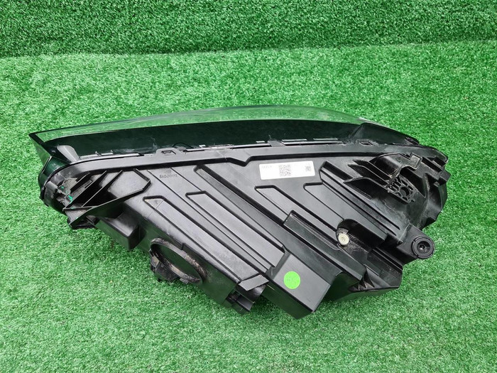 Фара правая Geely Monjaro (2021-н.в.) LED