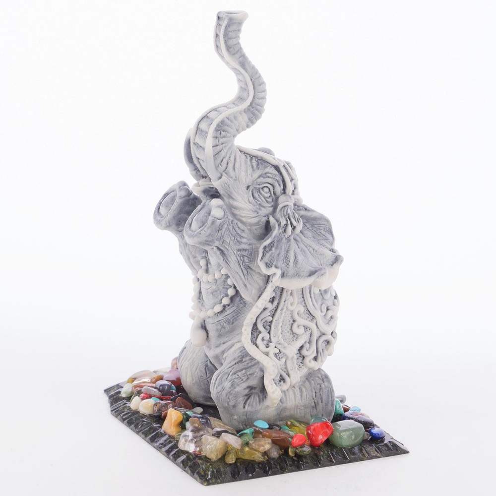 Сувенир "Слон с четками" змеевик мрамолит самоцветы 100х80х160 мм 400 гр. R118997