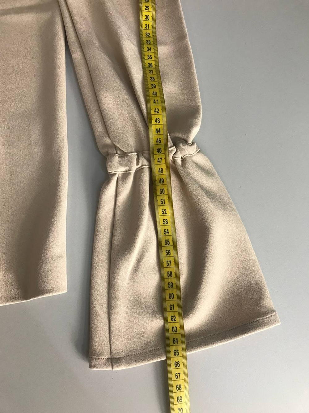 Платье Aleksandra Kazakova модное, маркировка M, визуально на 46 размер, новое