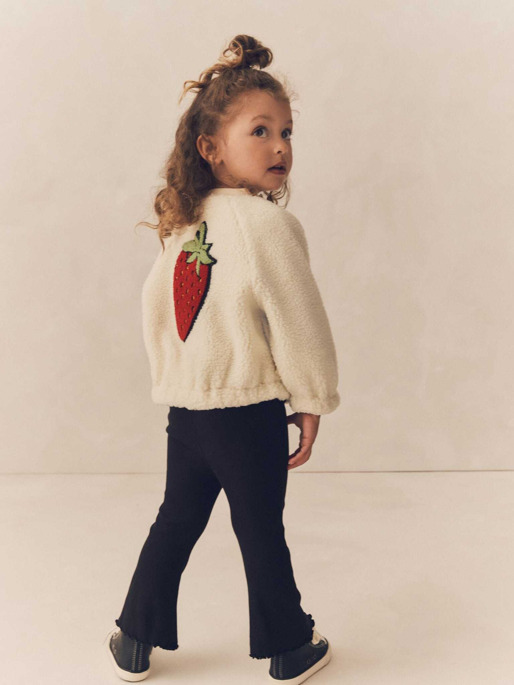 Бомбер флисовый для девочки Next K83-551, Молочный