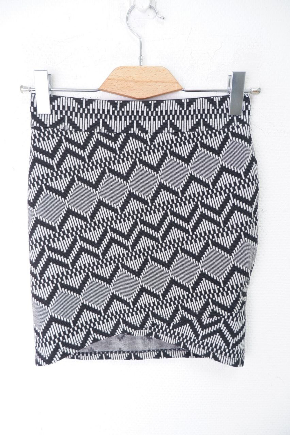 Юбка Stradivarius красивая 44 размер