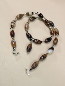 Чокер-колье из полосатого агата «Линии спокойствия»