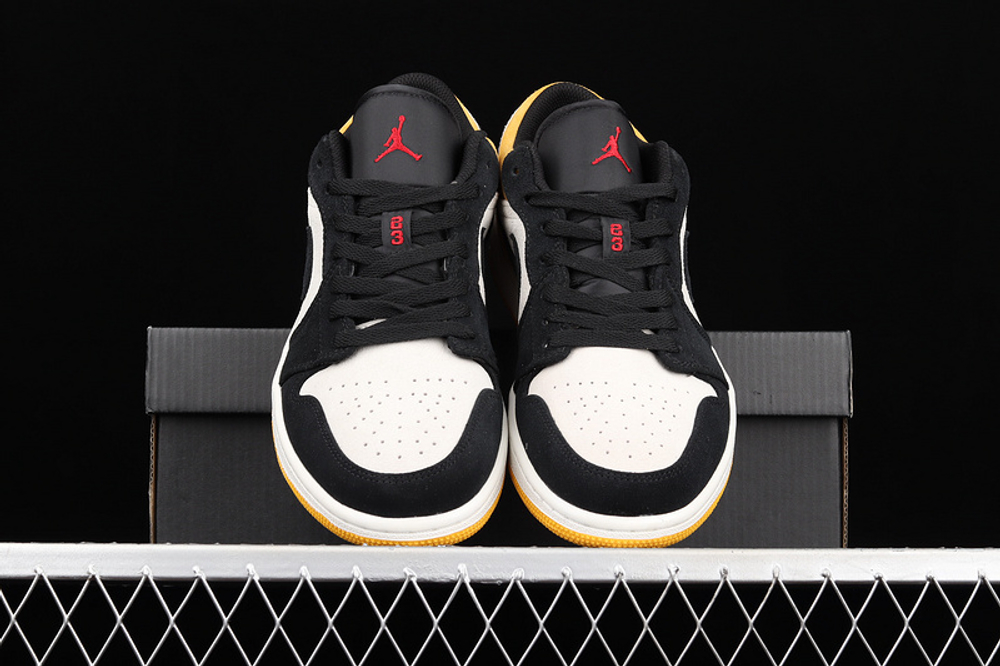 AIR JORDAN 1 LOW SAIL/GYM RED-UNIVERSITY GOLD-BLACK