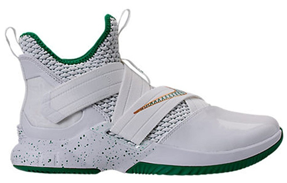 Nike Zoom Soldier 12 Lebron Svsm Home Hyper Sneakers
