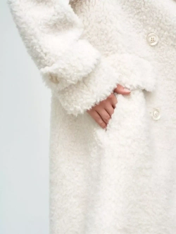 Шуба из шерсти мериноса чебурашка, белая, SilverFox