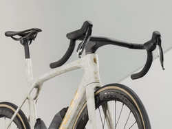 Арт 5319544 Велосипед MADONE SLR 9 AXS ML бел