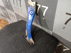 Кронштейн крыла переднего левого Skoda Octavia 3 (A7) 13-20 Б/У Оригинал 5E0821141A