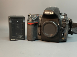 Nikon D700 105.000 кадров