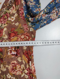 Блузка Zara  с цветами 46 размер