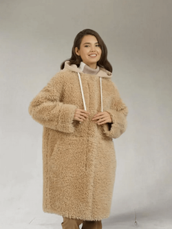 Шуба женская чебурашка из шерсти тедди, бежевая, SilverFox