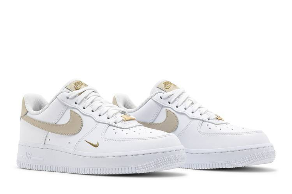Кроссовки Nike Air Force 1 Low '07 Essential (Женская размерная сетка)