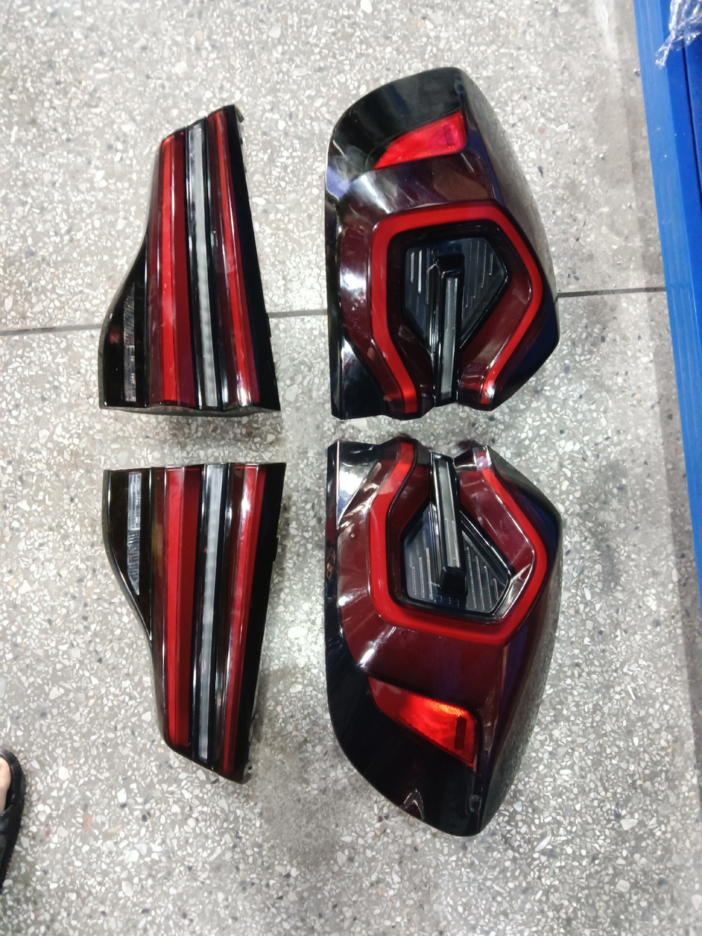 Задние фонари оригинал BMW X3 F25/F97 2018-2022 (пара)