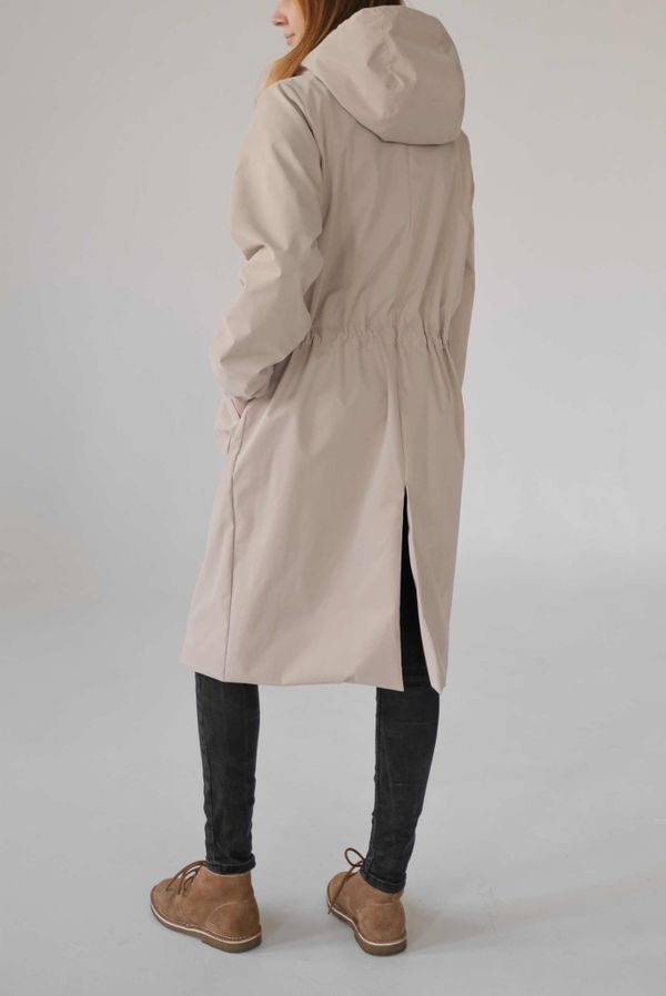 Плащ женский бежевый - фото 3