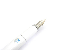 Перьевая ручка Pilot Prera (перо Medium 0,5 мм, цвет White - Белая)