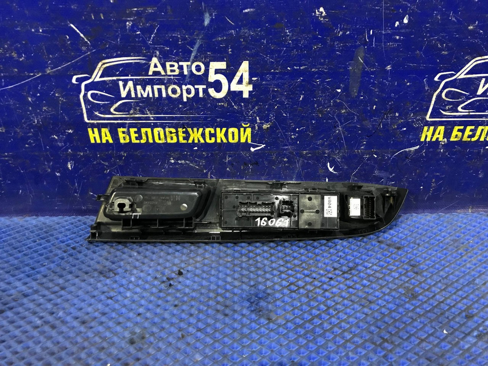 Блок управления стеклоподъемниками SUBARU LEVORG 2014-2020