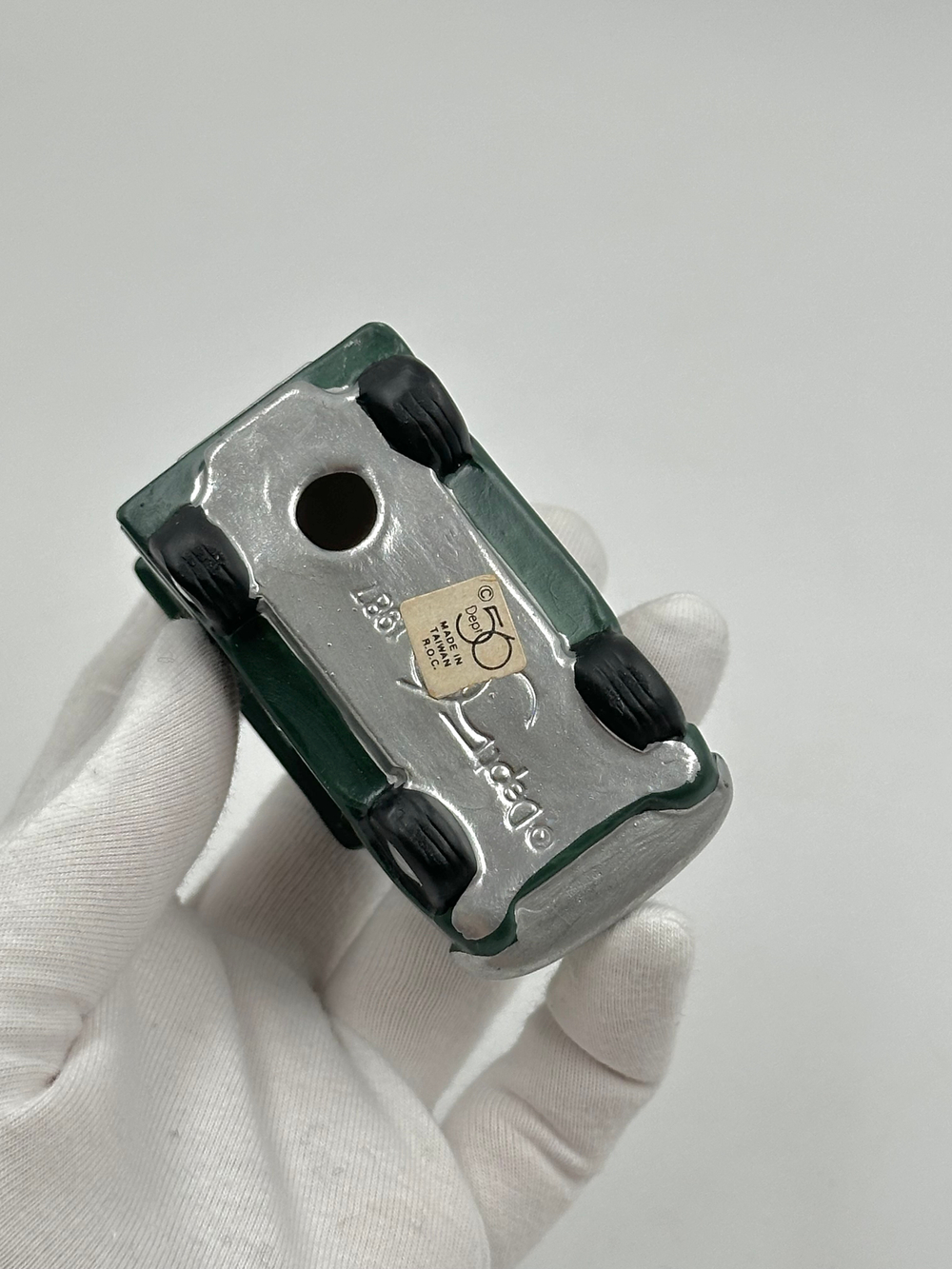 Фигурка Автомобиль доставки Department 56