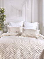 Покрывало на кровать, стеганое, поплин с размерами 215х220