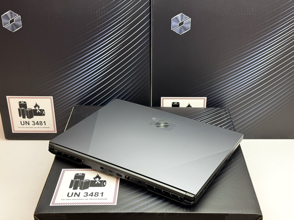 Новый ноутбук Mechrevo Intel Core i7-13700HX / RTX 4070 8GB / 16GB / 1TB / 2.5K / 240Hz / Win11 / RU-EN клавиатура