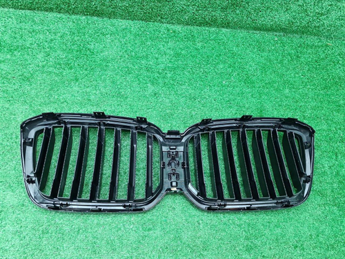 Решетка радиатора BMW X3 G01 (2021-2024)