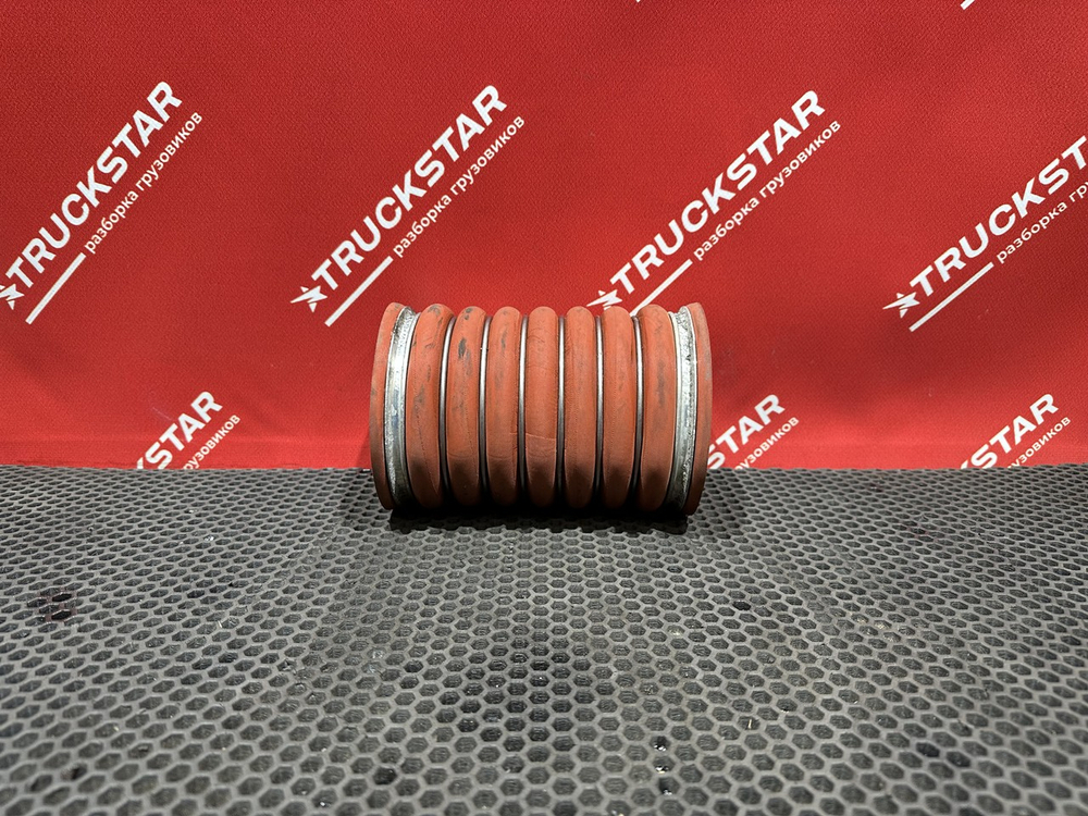 Патрубок интеркулера