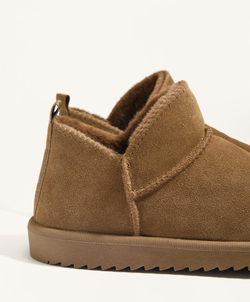 OYSHO Замшевые угги, коричневый