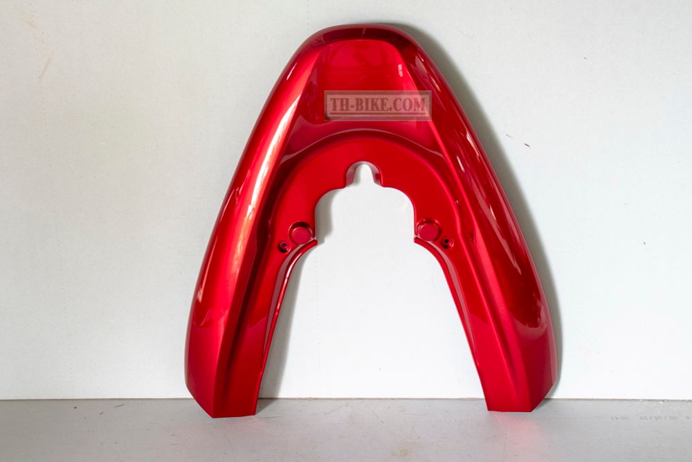 84150-KWN-900ZC. COVER, RR. GARB RAIL *R340C*